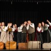 os-artice, 3-srecanje-otroskih-folklornih-skupin-na-dvoriscu