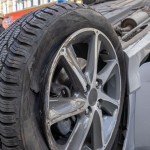 avto, nesreča, streha, obrnjen