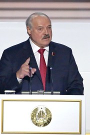 KGB o dronih iz Litve, Lukašenko na zahod premestil več bataljonov