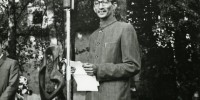 Sankho Chaudhuri iz Indije med govorom, 1961