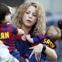 Shakira z otrokoma.