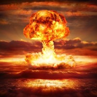atomska-jedrska-nuklearna-bomba-eksplozija_is