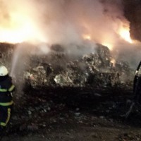 požar, Mala Mežakla, gasilci, gašenje požara, pgd_Jesenice_odlagalisce03