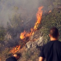 pozar-gasilci-ogenj-split-hrvaska_bobo