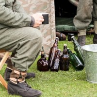 vojaki, alkohol, pivo, pijani