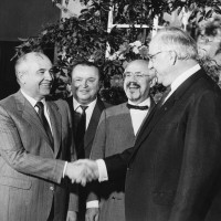 Mihail Gorbačov, Helmut Kohl