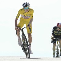 tadej pogacar ventoux 2