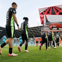 Olimpija (KlasJet, LY-KDT)