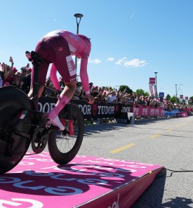 Giro prinaša drugi kronometer, Tadej Pogačar bo startal zadnji in točno ob ...