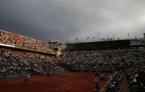 Roland-Garros se bo začel šele 27. septembra