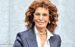 Sophia Loren se pri 85 letih vrača k filmu