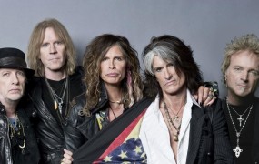 Aerosmith bodo 50-letnico delovanja obeležili z evropsko turnejo