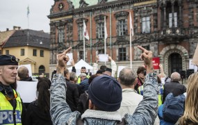 Švedska načrtuje izgon 80.000 neuspešnih prosilcev za azil