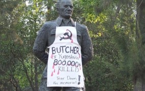 Protest v Mehiki: Tito, "jugoslovanski klavec"