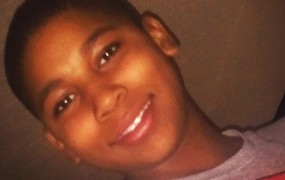 Cleveland bo plačal šest milijonov dolarjev sorodnikom črnega dečka, ki ga je ubil beli policist