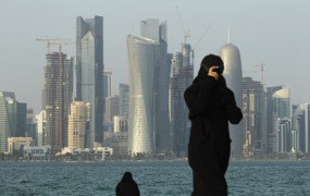 V Katarju so žrtev posilstva obsodili zaradi prešuštva