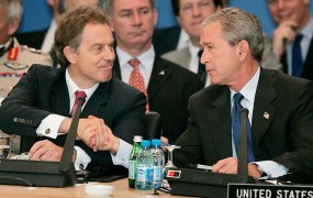 Poročilo: Blair je hitel v vojno v Irak, Britanci in zavezniki niso bili pripravljeni na Irak po Huseinu