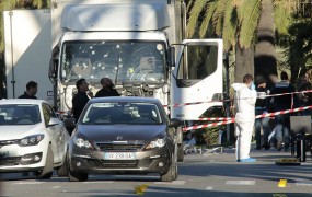 Francoska policija zahteva uničenje posnetkov napada v Nici