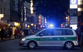 Ujeli pomočnika klavca iz Münchna? Policija je prijela 16-letnega Afganistanca