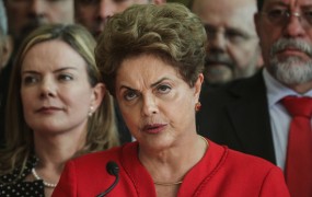 Brazilski senat odstavil predsednico Dilmo Rousseff; "državni udar", pravi Rousseffova