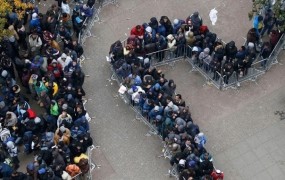 Na kongresu nemške CDU zaostrili azilno politiko