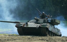 SDS nasprotuje prodaji tankov Slovenske vojske