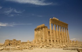 Islamska država znova v antični Palmiri