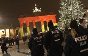 Islamska država trdi, da stoji za napadom v Berlinu