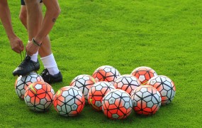 Srbom se mudi z nogometom: že 18. maja nadaljevanje prvenstva
