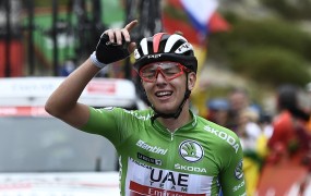 Tadej Pogačar otvarja kolesarsko sezono v Sloveniji