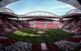Zaključni turnir nogometne lige prvakov naj bi bil v Lizboni: sedem tekem na štirih stadionih