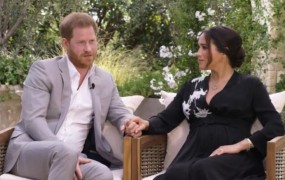 Harry in Meghan sta se usedla z Oprah: povedala naj bi "precej šokantne stvari" (VIDEO)