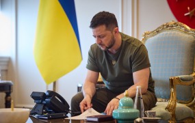 Zelenski apelira na ameriški kongres: Ukrajina bo brez pomoči izgubila vojno