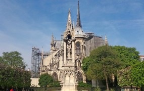 Obnovljena Notre Dame naj bi se odprla pred olimpijskimi igrami