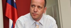 Državni proračun ob 25 milijonov evrov