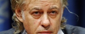 Bob Geldof ponudil streho nad glavo štirim sirskim družinam