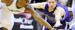 New York izgubil po petih zmagah, Udrih šest točk