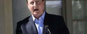 Cameron v parlamentu terjal sodelovanje v napadih na IS v Siriji