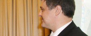 Zapravljivi veleposlanik Peter Reberc spet na sodišču