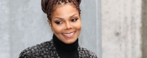 Janet Jackson prosi, naj molijo zanjo