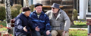 Starejši ljudje so vse bolj finančno odvisni od svojcev