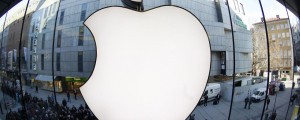 Kako bo Apple porabil 256 milijard dolarjev?