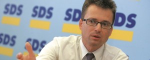 Nekdanji poslanec SDS bo moral plačati