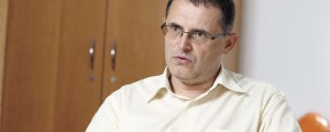 Direktorju UKC Maribor grozili, da "ga bodo zgazili kot polža", če se bo lotil sprememb