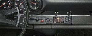 Retro navigacija za porsche 911 - naprej v preteklost