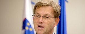 Cerar pričakuje nadaljevanje arbitražnega postopka