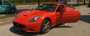 S Finančno upravo do ferrarija za malo denarja