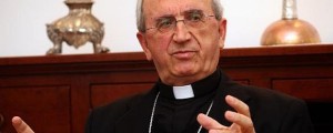 Hrvaški nadškof za referendum o uporabi ustaškega pozdrava v vojski