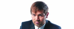Bizovičar hudo kašljal in dajal očitke slovenski pevki