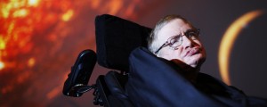 Hawking pravi, da smo postali še bolj požrešni in še bolj neumni